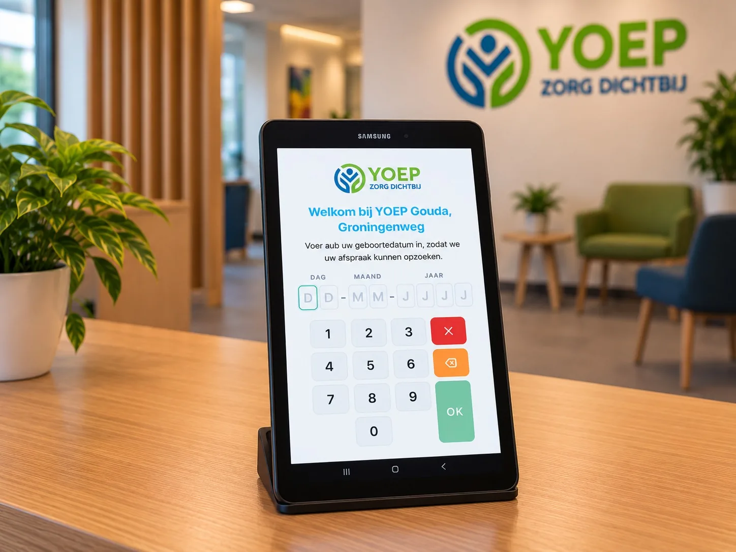 Aanmeldzuil op een tablet bij de ingang van een YOEP-locatie